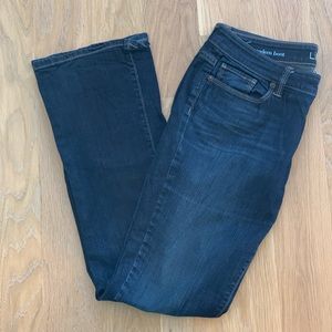 Loft Ann Taylor Modern Bootcut Jeans, size 6